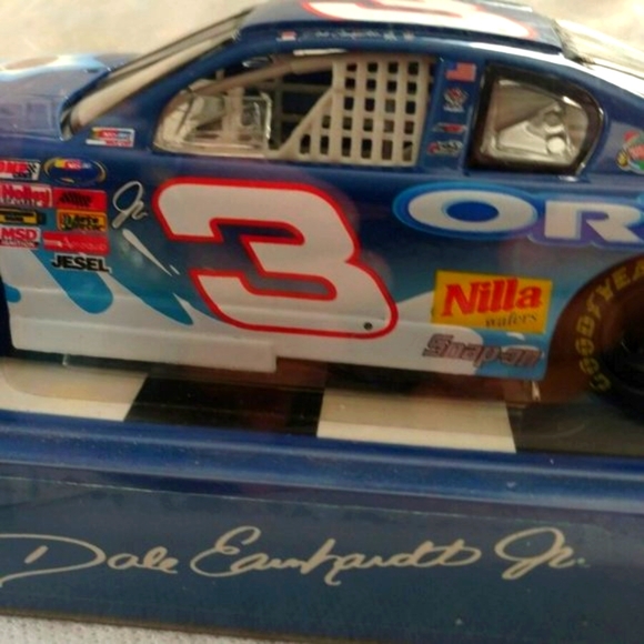 Action 2002 Chevrolet Monte Carlo #3 Dale Earnhardt Jr Oreo/Ritz 1:24 Diecast - Picture 8 of 9
